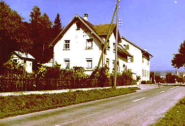 Elternhaus. Grösserer Umfang von 18¼ KB