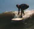Surfeur de venty à l'eau